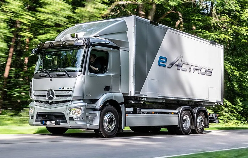 کامیون الکتریکی ای‌آکتروس مرسدس-بنز