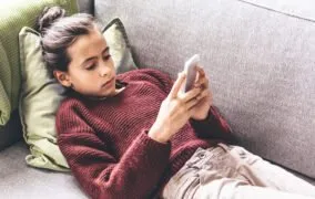 کم تحرکی نوجوانان