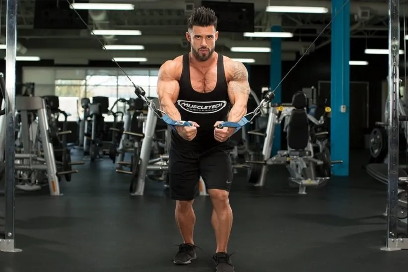 بهترین حرکات تمرینی برای ماهیچه‌های سینه