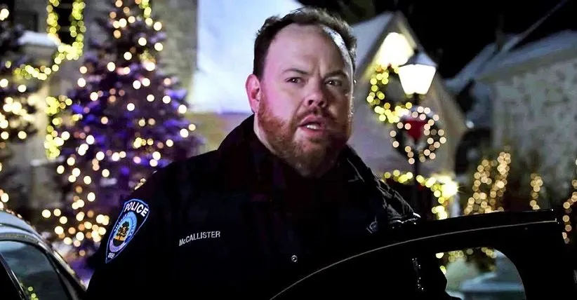 تنها در خانه