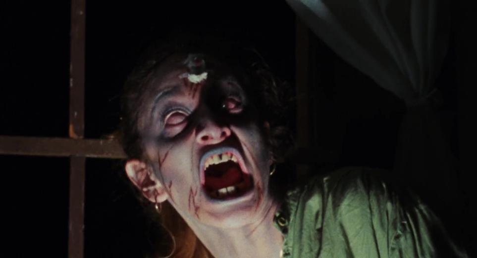 The Evil Dead 00002 - بررسی فیلم The Evil Dead (1981) | فیلمی که در برزخ بین ترسناک بودن و مسخرگی گیر کرده است
