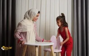 ست صندلی و میز کودک