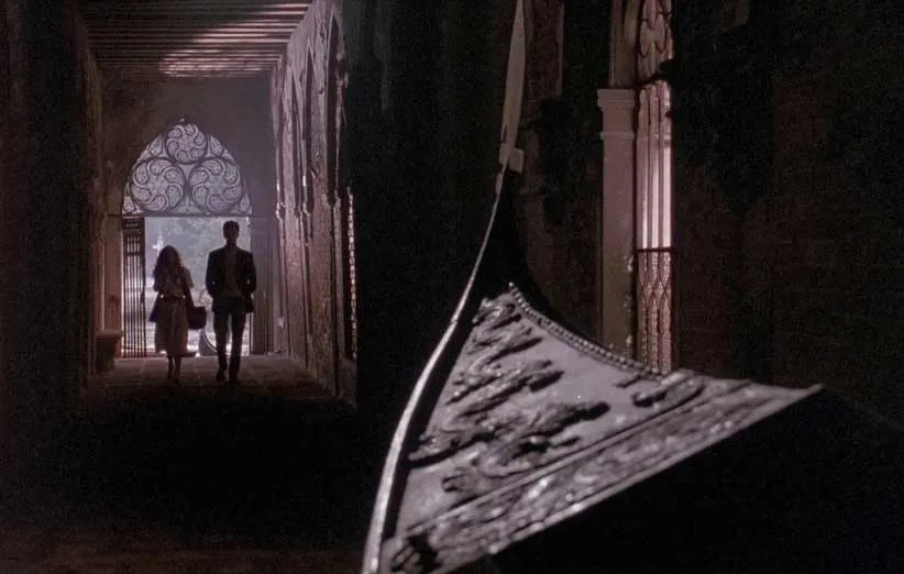 فیلم آسایش بیگانگان