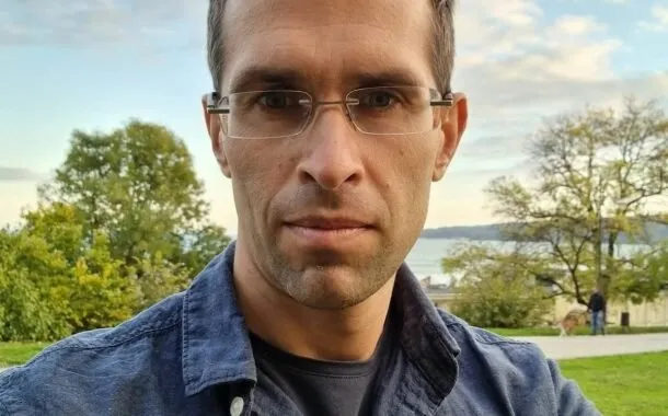 پیکسل 6 پرو آیفون 13 پرو مکس گلکسی S21 اولترا