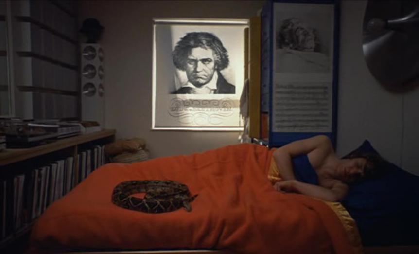 A Clockwork Orange 00004 - بررسی فیلم A Clockwork Orange (1971) | پیوندی بی‌نظیر ولی خیانت‌کارانه از فرم و محتوا