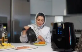 سرخ کن بلک اند دکر