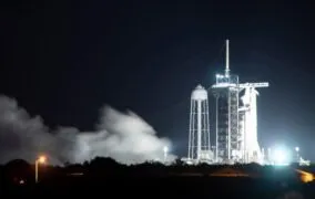 آزمایش آتش ایستای موشک فالکون 9