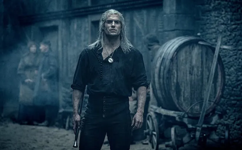 بهترین فیلم و سریالهای آذر 1400