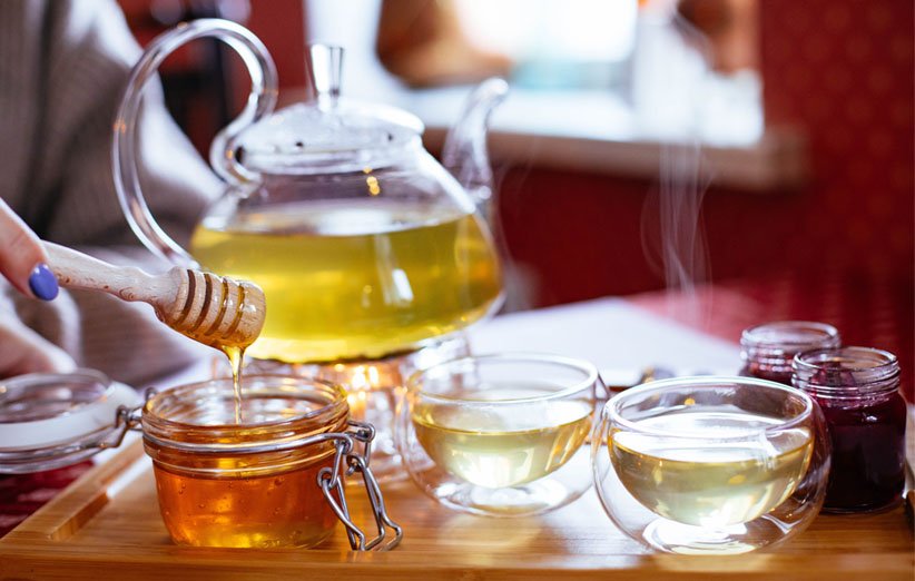 چای سبز و عسل یکی از بهترین نوشیدنی ها در دوران کروناست