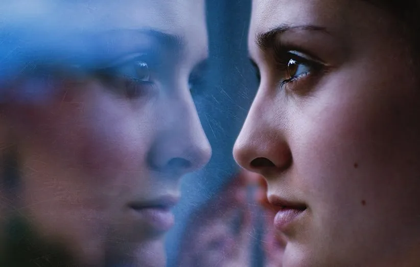 زن قوی واقعیت را میپذیرد