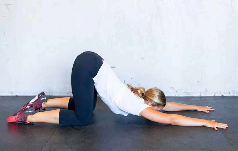 «حرکت توله‌سگ» (Puppy Pose)