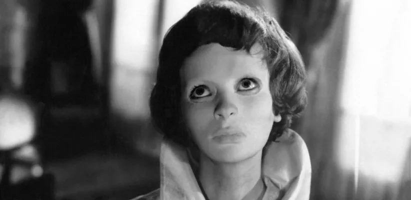 چشمان بدون چهره