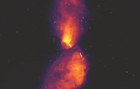 فوران عظیم ماده و انرژی از سیاهچاله‌ی مرکزی کهکشان قنطورس A