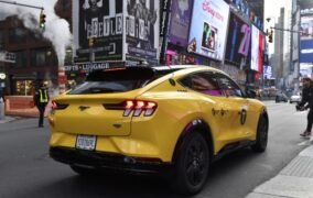 فورد موستانگ ماخ-ای در ناوگان تاکسی زرد شهر نیویورک