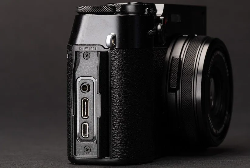 دوربین فوجی فیلم X100V