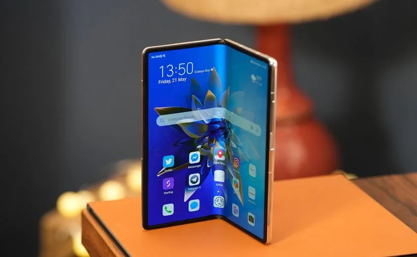 گوشی تاشوی آنر