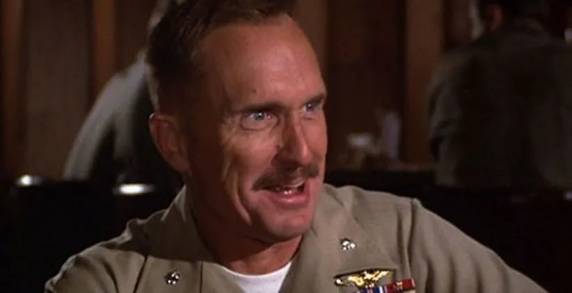 رابرت دووال