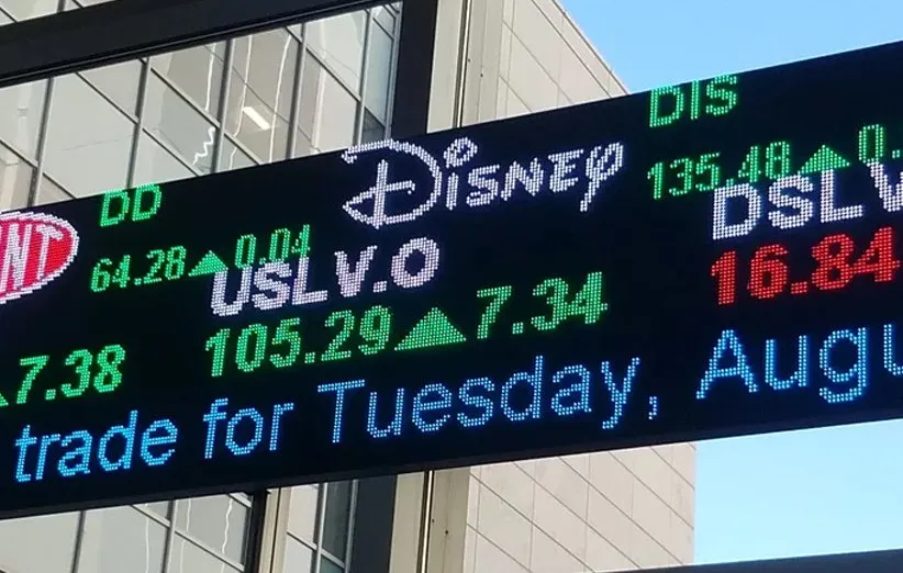 سهام والت دیزنی