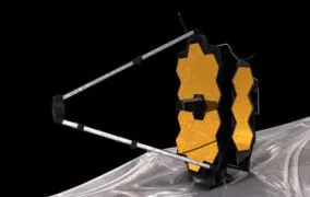 طرحی گرافیکی از استقرار آینه‌ی ثانویه‌ی جیمز وب در جلوی آینه‌ی اصلی