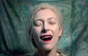 10 فیلم برتر تیلدا سوئینتون؛ بازیگر غیرمتعارف هالیوود (پرتره‌ی یک بازیگر)