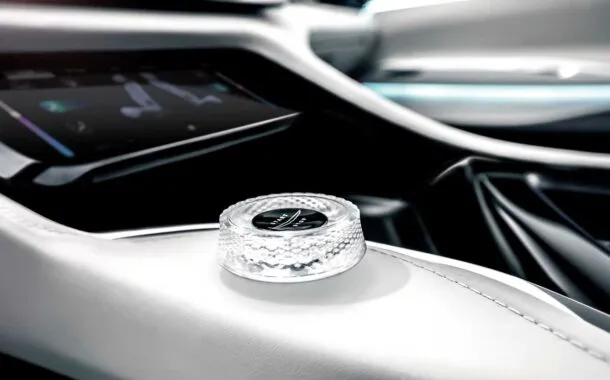 طرح مفهومی خودروی تمام‌الکتریکی کرایسلر ایرفلو