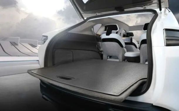 طرح مفهومی خودروی تمام‌الکتریکی کرایسلر ایرفلو