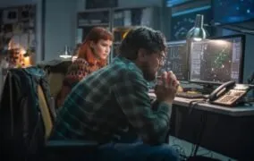 بالا رو نگاه نکن