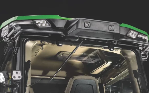 تراکتور خودران الکتریکی جان دیر