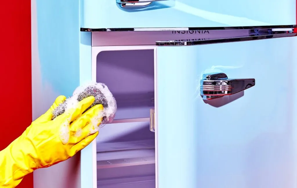 خانه تکانی آشپزخانه