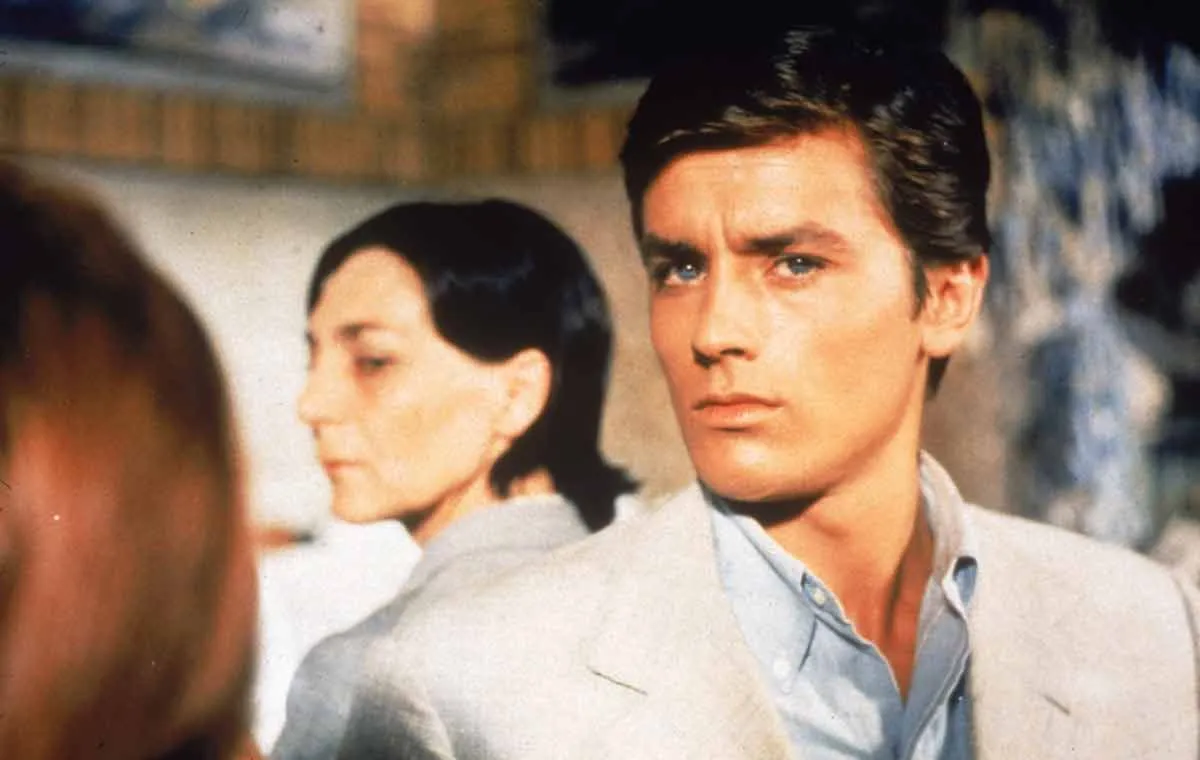 بهترین فیلمهای آلن دلون ظهر ارغوانی