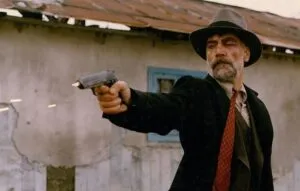 20 شخصیت غیرکلیشه‌ای برتر سینمای ایران