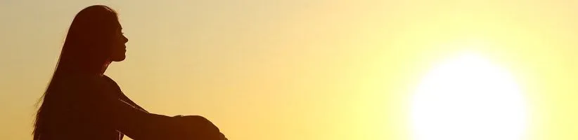 ۷ فایدهی باورنکردنی سکوت (و خطرات زیادهروی در آن)