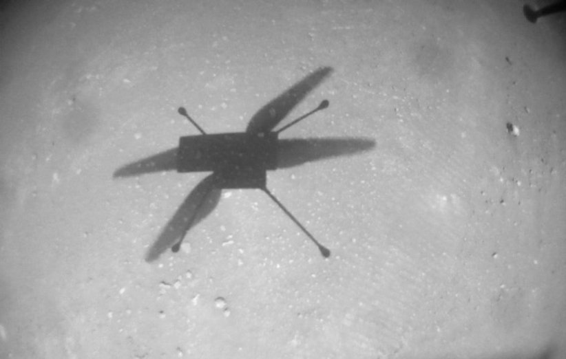 سایه‌ی بالگرد نبوغ در نوزدهمین پرواز مریخی