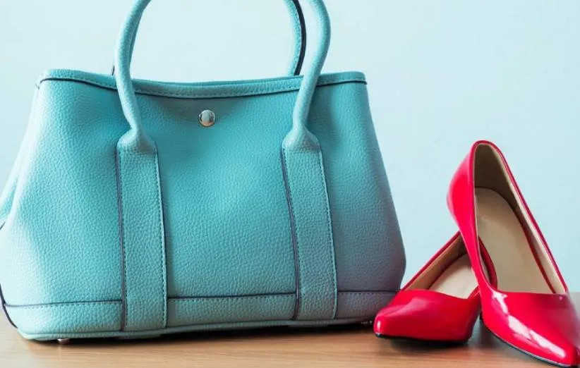 Everything you need to know about the basics of matching bags and shoes