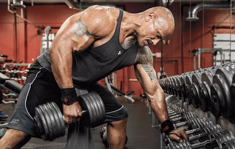 انجام تمرین‌های قدرتی