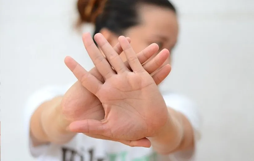 فاصله گرفتن از دیگران