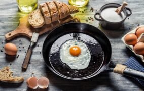 13 فایده‌ی بی‌نظیر مصرف روزانه‌ی تخم‌مرغ برای سلامتی بدن