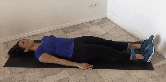 بالا آوردن پاها در حالت خوابیده