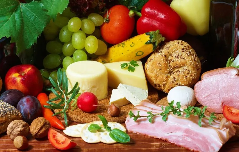 یک رژیم غذایی سالم و مقوی را دنبال کنید