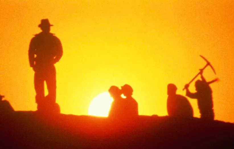 ایندیانا جونز: مهاجمان صندوق گمشده از فیلمهای صحرایی