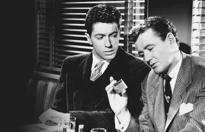 فیلم غریبهها در قطار