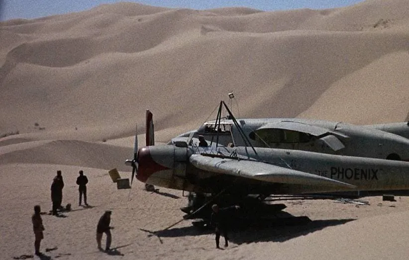 پرواز ققنوس