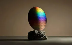 فناوری ساخت تراشه عمودی