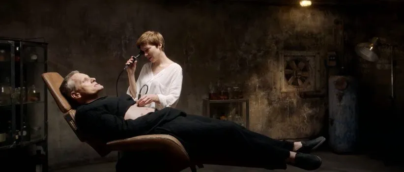 نقد فیلم جنایات آینده