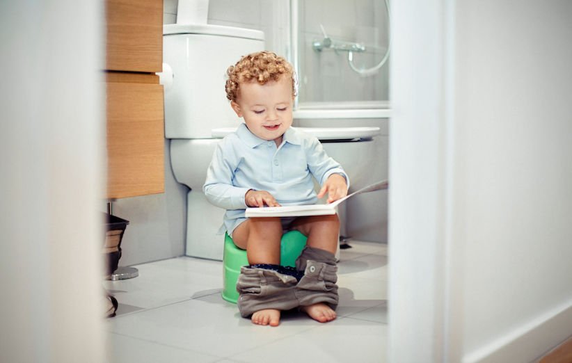 صندلی حمام، وسیله‌ای ضروری برای خانواده‌های بچه‌دار