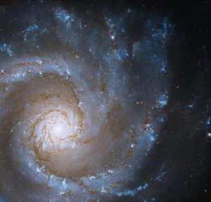 کهکشان NGC 3631