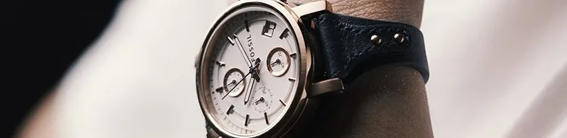 بررسی ساعت مچی زنانه فسیل مدل ES3838؛ شیک با ترکیب رنگی زیبا