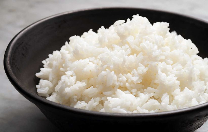 بعضی از افراد برنج خوردن را دوست ندارند، چون برنج مزه‌ی منحصر‌به‌فردی ندارد