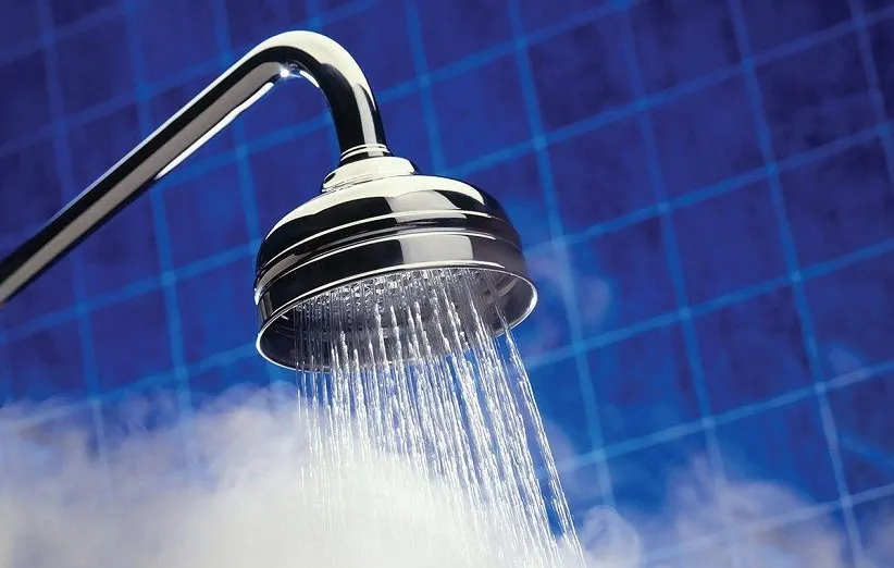 چه راهکارهایی برای مقابله با بوی بد عرق مناسب هستند؟