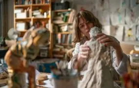 «نمایش». کلی رایکارت